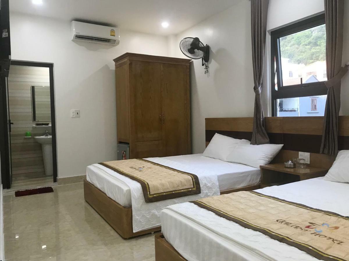 Galaxy Hotel Cat Ba Island Exterior photo